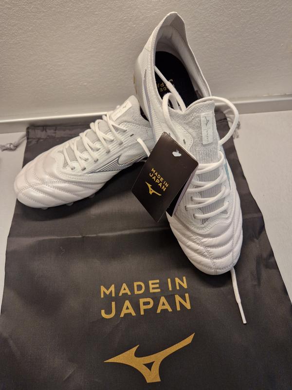 Mizuno Morelia Neo III Beta Made in Japan FG/AG Shining