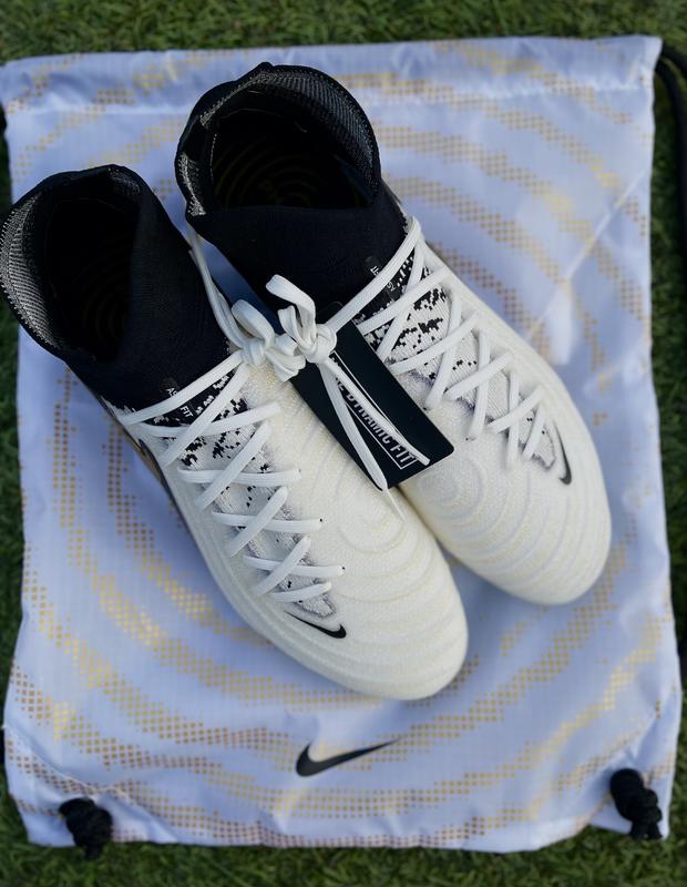 Nike Phantom Luna II Elite FG Mad Ready - White/Black