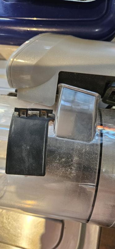 Sliding bit comes loose , clip bit when it turns broke and rubber bit comes out of filter area when emptying it