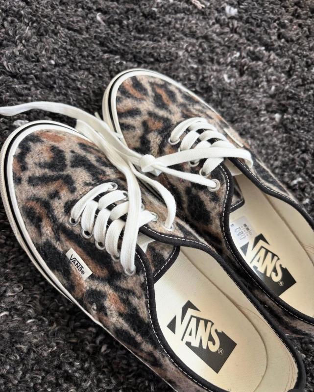 VANS LX Authentic 44 LEOPARD BLACK（バンズ LX オーセンティック 44