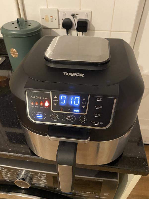 Tower 5 in 1 Smokeless Grill 5.6L Air Fryer