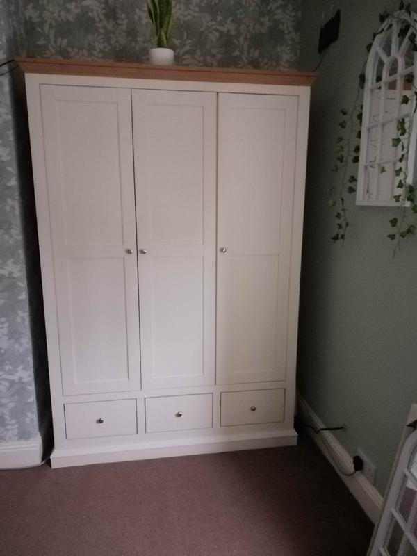 Hanna 3 door 3 deals drawer wardrobe