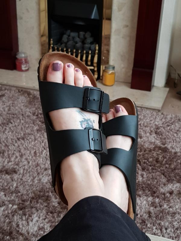 birkenstocks too big