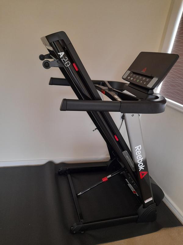 Reebok 2.0 online treadmill