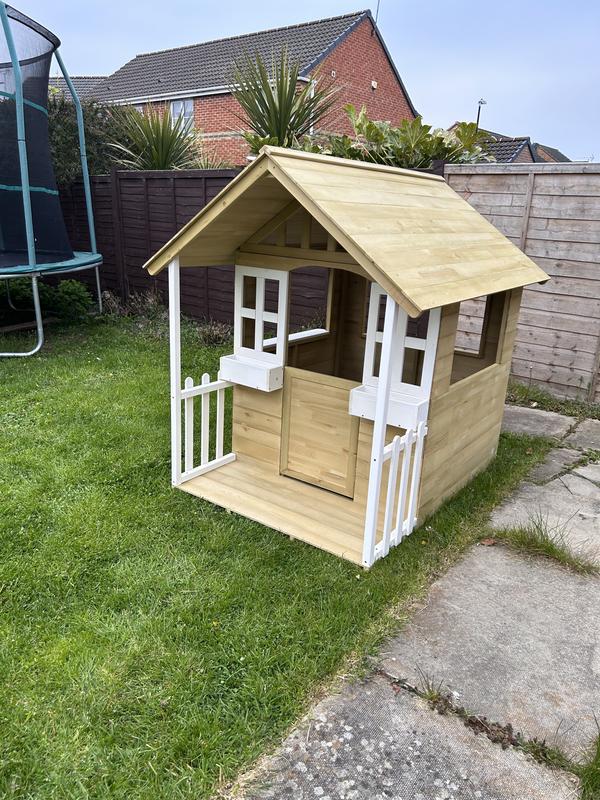 Cubby house clearance for sale