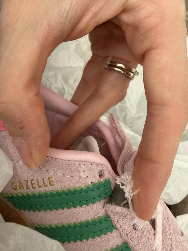 adidas gazelle silver green womens Gucci X ADIDAS GG Supreme Monogram Gazelle Wedge Sneakers 37 Beige Ebony  Off White New Shamarock 1325009 – FASHIONPHILE