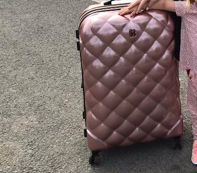 it luggage st tropez rose gold