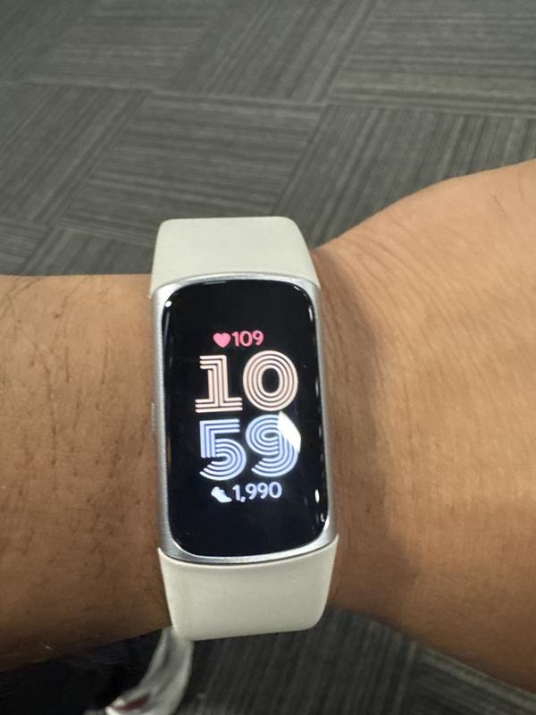 Fitbit Charge 6 Porcelain/Silver アルミニウム Fitbit Charge 6 Porcelain / Silver アルミニウム（GA05185