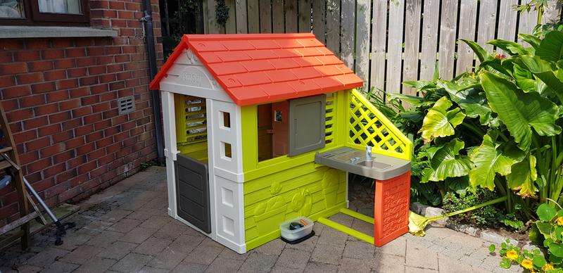 smoby playhouse with kitchen