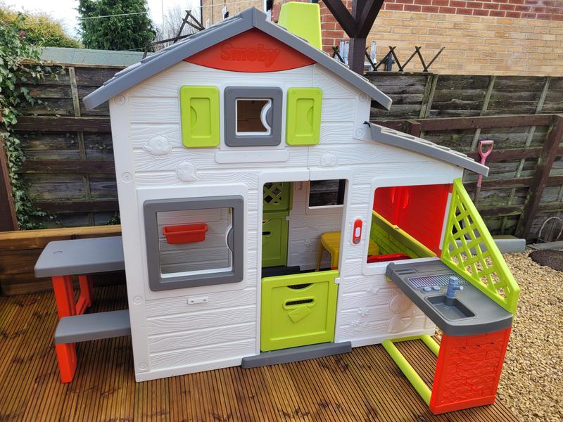 Smoby friends cheap playhouse with kitchen