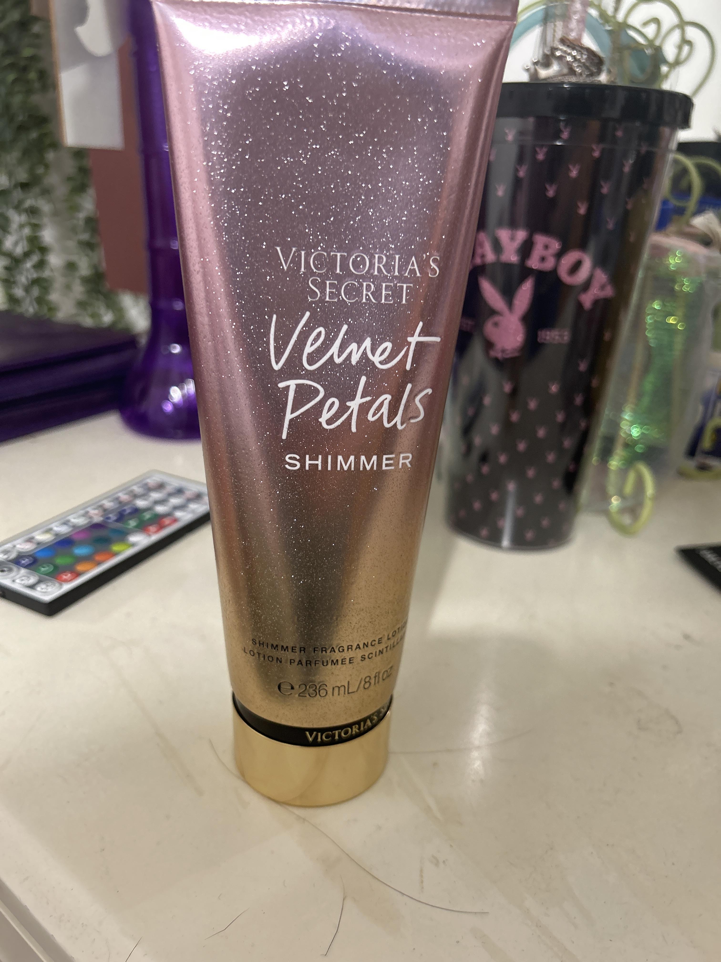 Victoria's Secret Velvet Petals SHIMMER (com glitter