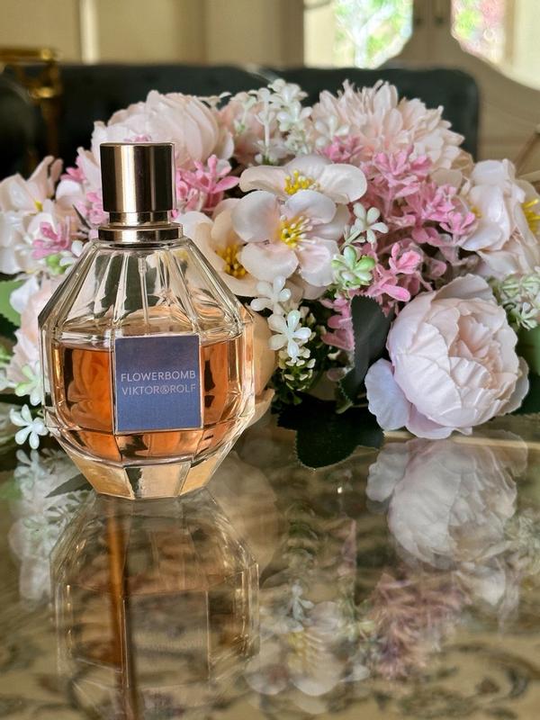 Myer viktor best sale and rolf flowerbomb