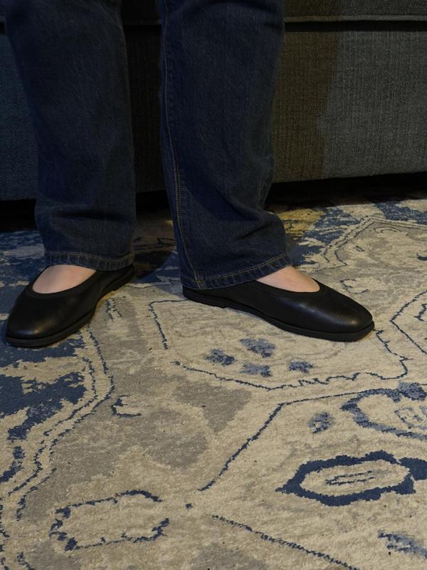 Review Thumbnail Image 0 380609356