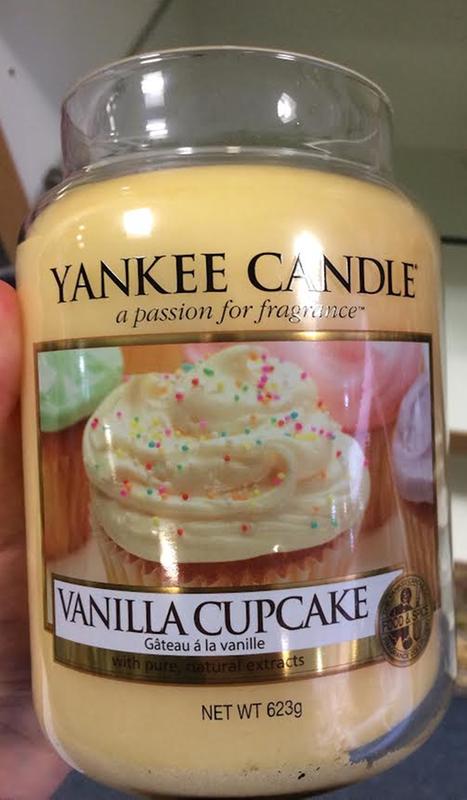 Yankee Candle 12oz Vanilla Cupcake