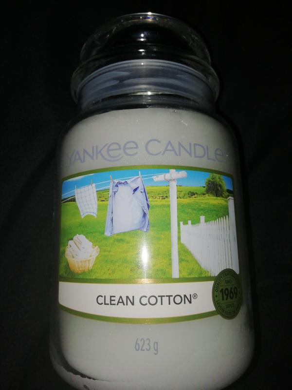 Yankee Candle Large Jar Candle Clean Cotton : Home & Kitchen 