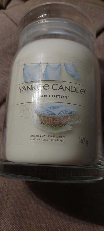 Yankee Candle Clean Cotton Large Jar (1010728E) - Candle Emporium