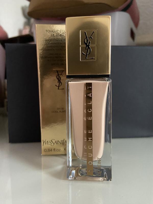 Le Teint Yves Saint Laurent Foundation B20 Yves Saint Laurent
