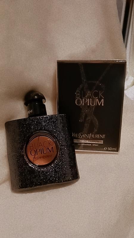 Yves Saint Laurent Black Opium Eau de Parfum 30ml | LOOKFANTASTIC