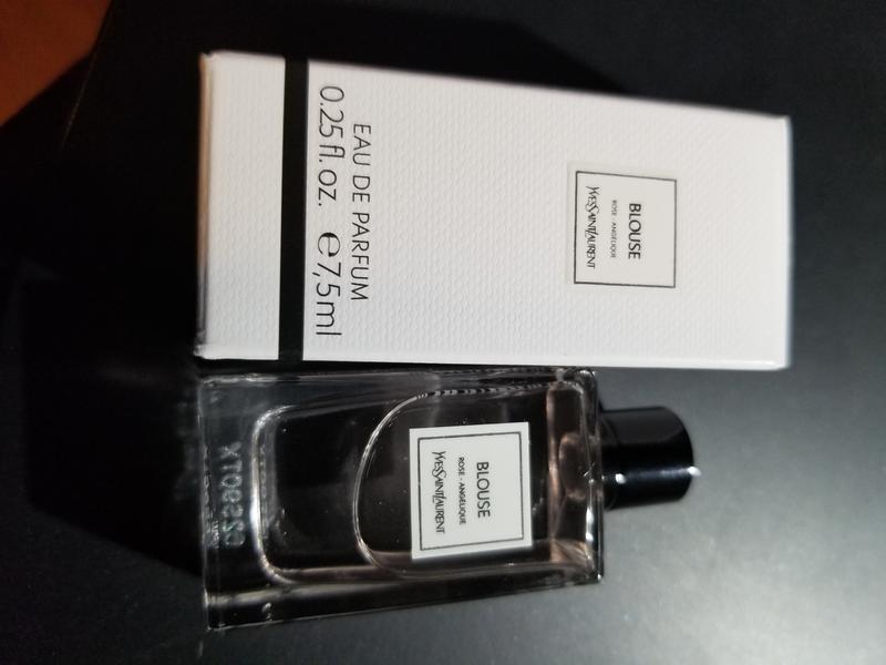 Ysl blouse perfume discount sample