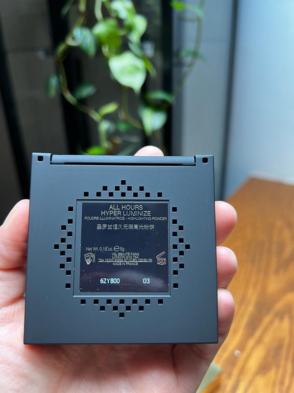 フェイスパウダー ALL HOURS LUMINIZE HIGHLIGHTING POWDER Hyper Luminize Powder Highlighter - Yves Saint Laurent | Sephora