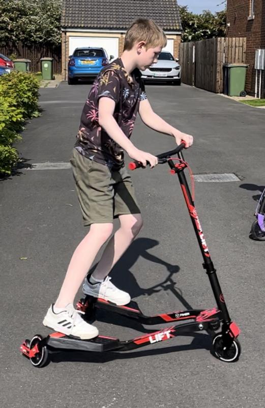 Y Fliker Lift | The Best-Selling Y Fliker Scooter | Yvolution