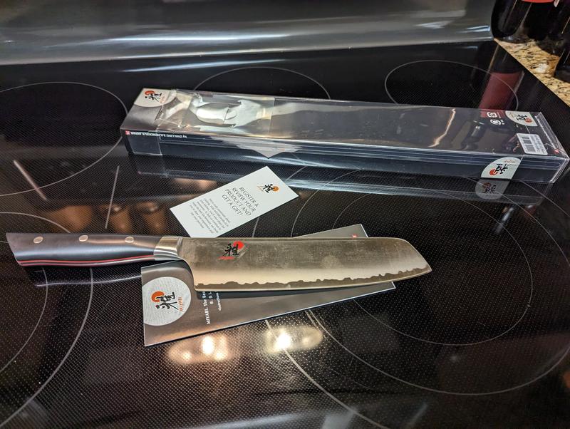 Review Thumbnail Image 0 230804645